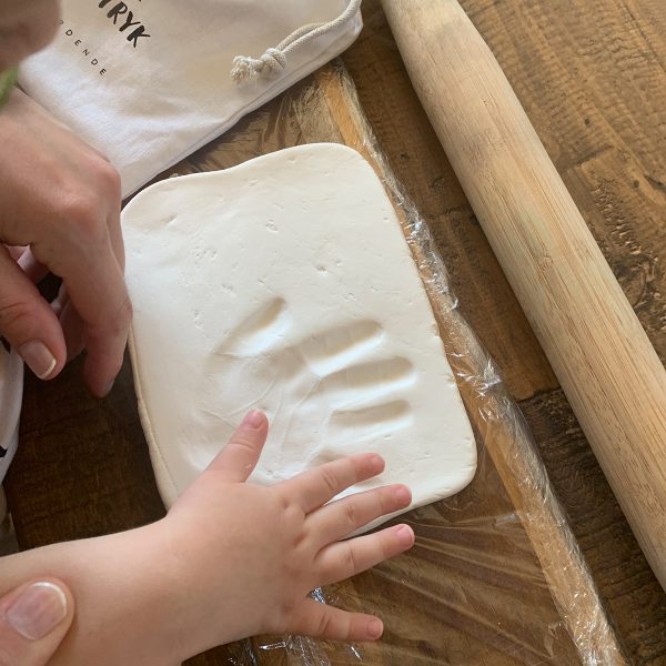 ler til babyaftryk | Selvhærdende papirler fra PRIK og STREG